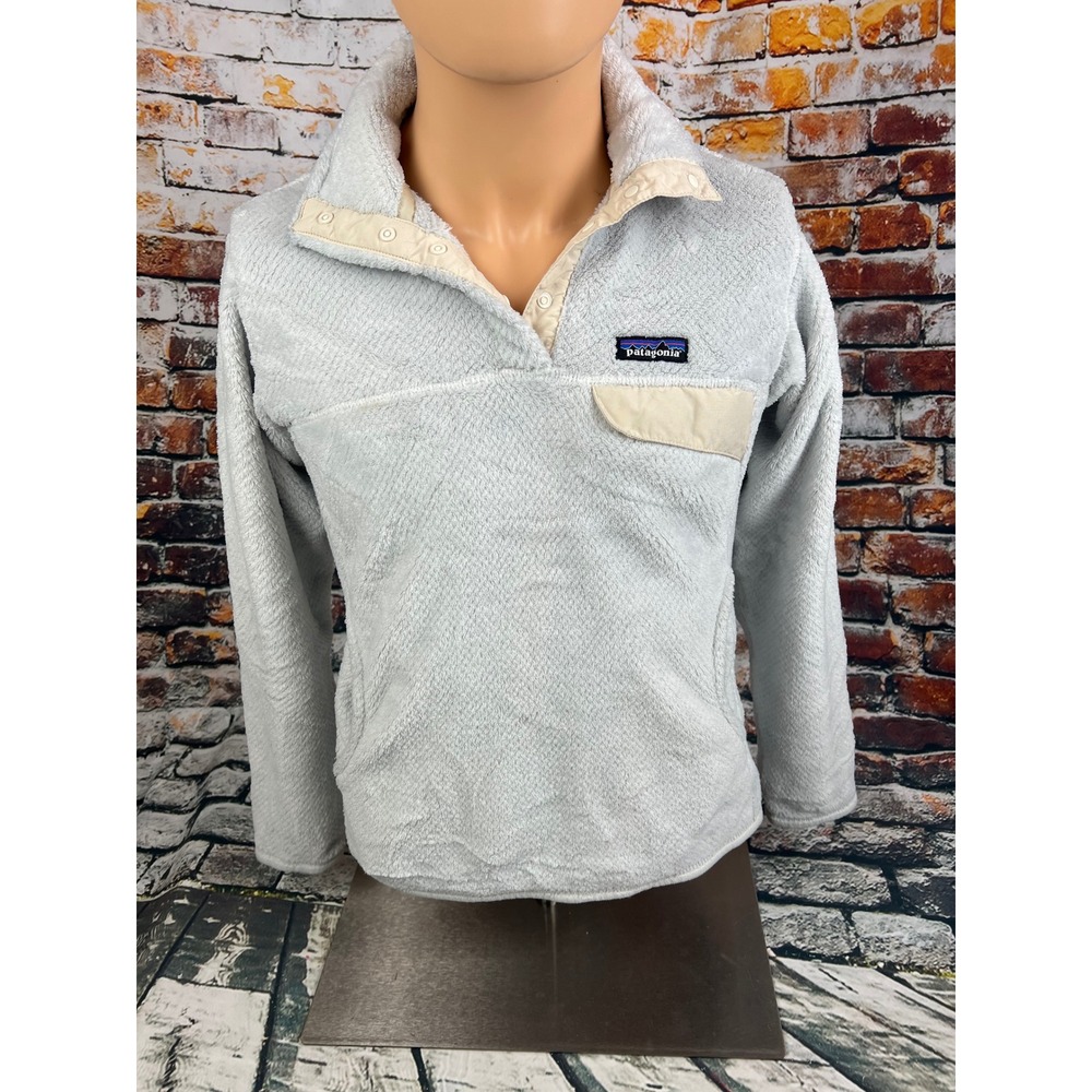 Patagonia Women's Small‎ Lightweight Synchilla Snap T Fleece Pullover Gray